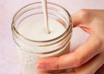 How to Make a Basic Cashew Cream