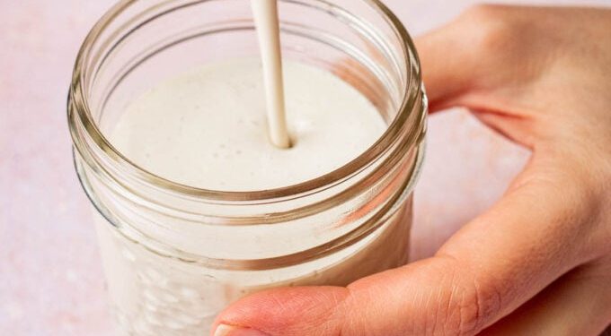 How to Make a Basic Cashew Cream