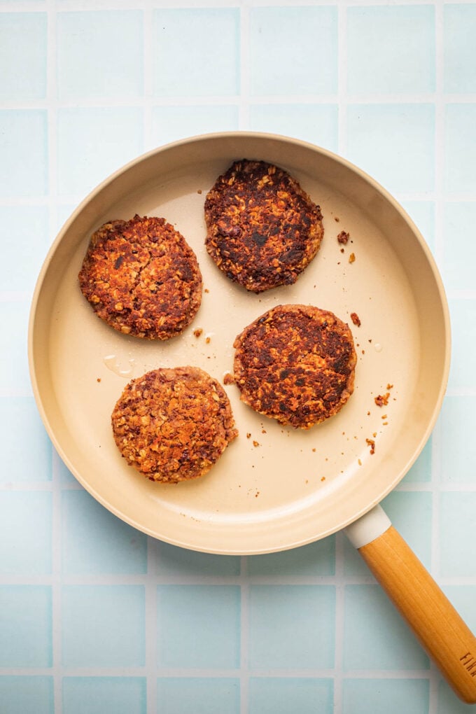 veggie burgers in skillet