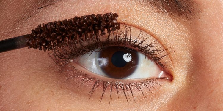 Eco-Friendly Lashes The Surprising Benefits of Switching to Organic Mascara