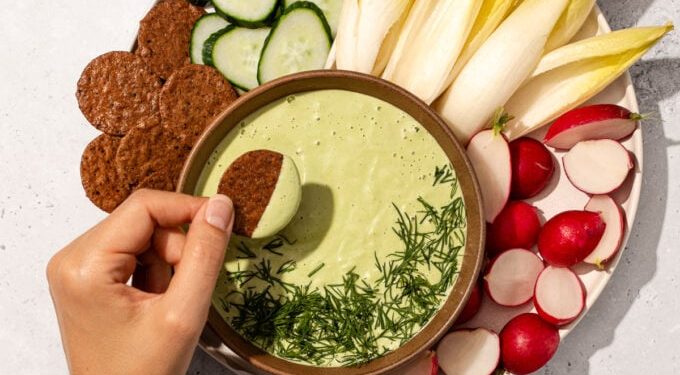 5 Minute Vegan Dill Dip with Cashew Cream