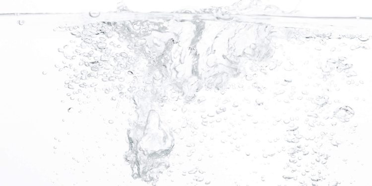 6 Ways to Quench Dehydrated Skin