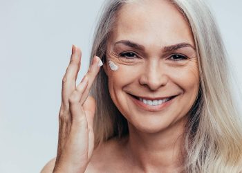 5 Vitamins for Under Eye Wrinkles