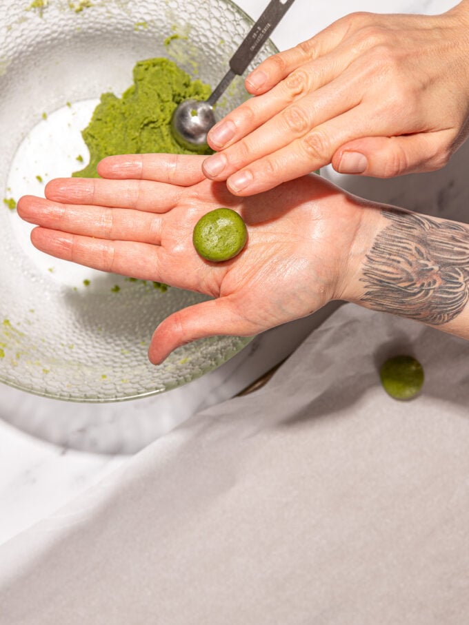 hand forming matcha cookie