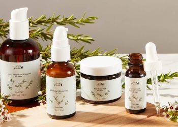 Natural Acne Treatments with Tea Tree