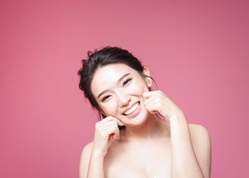 7 Best Natural Ingredients for Your Skin