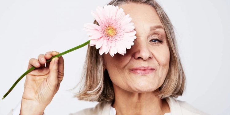 Aging Skin Unveiled – Understand and Defy the Signs