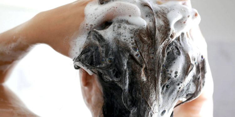What Is the Best Type of Natural Shampoo for Your Hair?