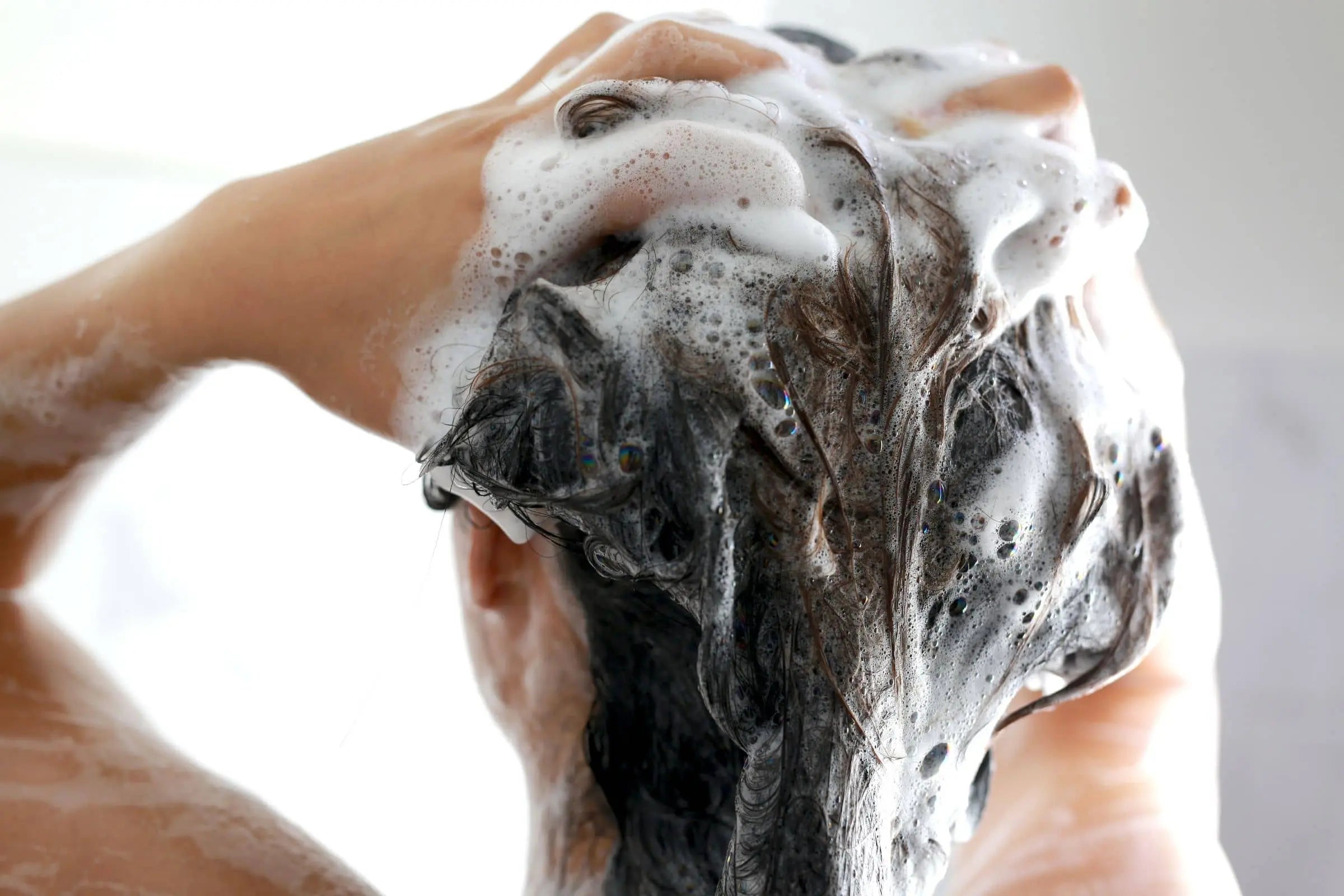 Cover_Photo_100_PURE_-_What_Is_the_Best_Type_of_Natural_Shampoo_for_Your_Hair