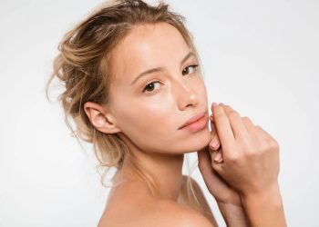 How to Achieve Radiant Skin Without Makeup
