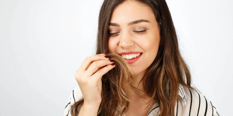 How To Make Your Hair Smell Good Every Day