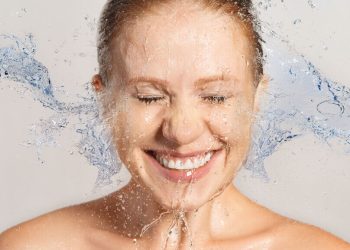 How to Hydrate Skin for a Brighter Glow