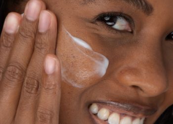 The Ultimate Guide to Choosing the Right Moisturizer for Your Skin Type