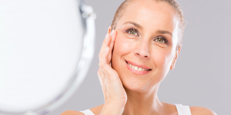 The Natural Anti-Aging Revolution: Why Bakuchiol Is Transforming Skincare