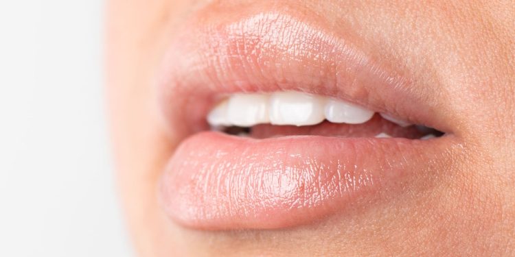 Avoid These Lip Balm Ingredients
