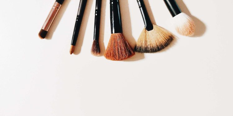 Are Dirty Brushes Sabotaging Your Look? The Ultimate Cleaning Guide