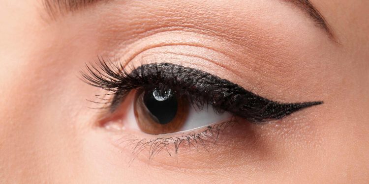 The 30-Second Hack for Perfect Winged Liner