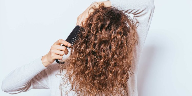 Unleash Frizz-Free Curls with These Techniques for Perfect Definition