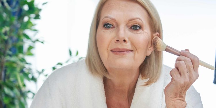 The Makeup Trick That Makes You Look 5 Years Younger