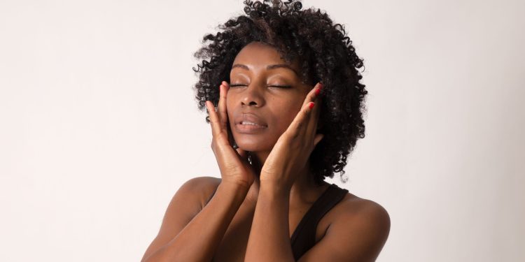 5 ‘Healthy’ Skincare Habits That Are Destroying Your Skin Barrier