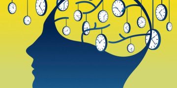 Siren call of daylight saving must be resisted, scientists say